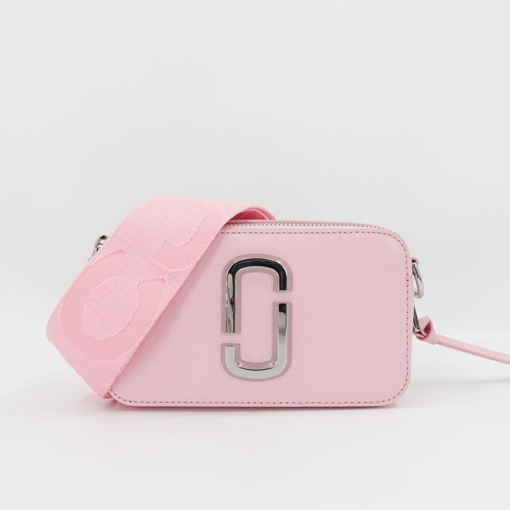 Marc Jacobs Women's The Utility Snapshot Crossbody Bag Bubblegum Pink OS - Picture 3 of 14
